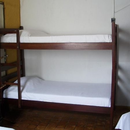 Hotel Madrid Mendes Buitenkant foto